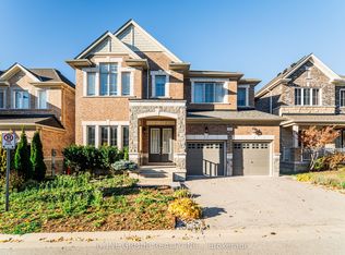 63 Ken Sinclair Cres, Aurora, ON L4G 3J1