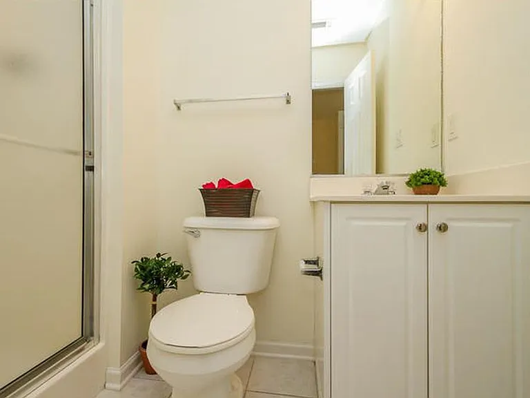 227 Caldwell Cir — Photo 4