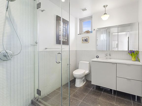 4th image of 324 Saint Marks Ave APT 3W