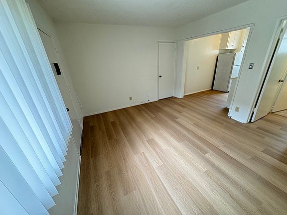 3rd image of 5111 Inglewood Blvd APT 2