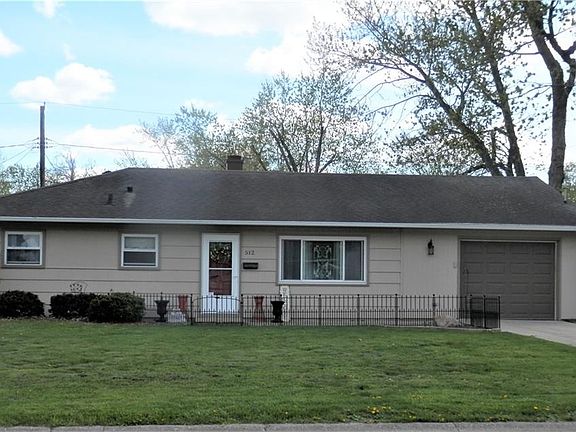 3rd image of 512 Meadowlawn Dr