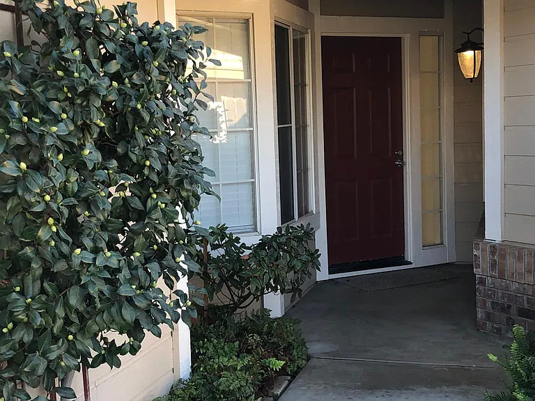 754 Cobble Hill Way — Photo 2