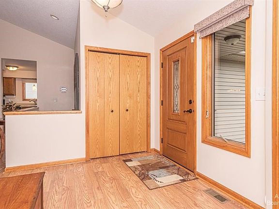 2nd image of 2956 Wildwood Ct