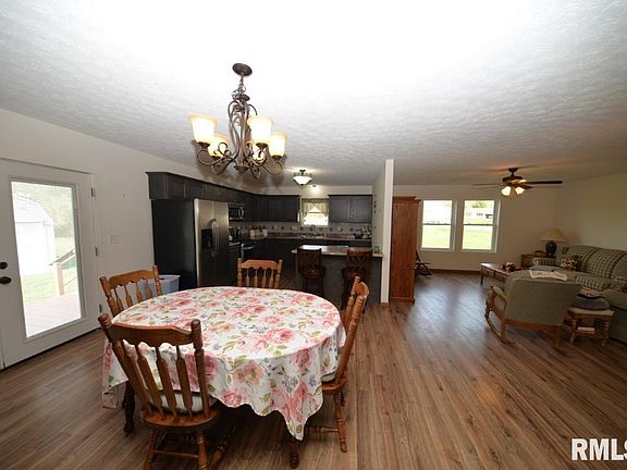 4th image of 4314 Woodglen Ln