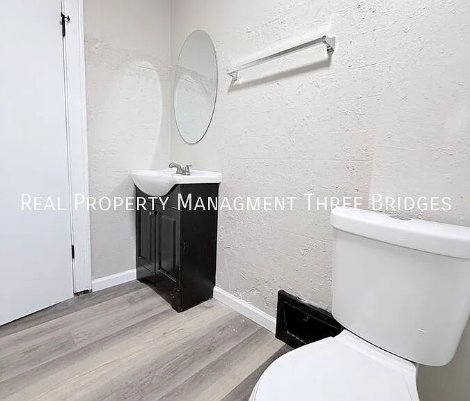5533 Grace Ave — Photo 7