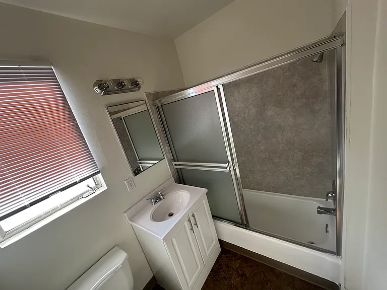 Oxnard apartments — Photo 12