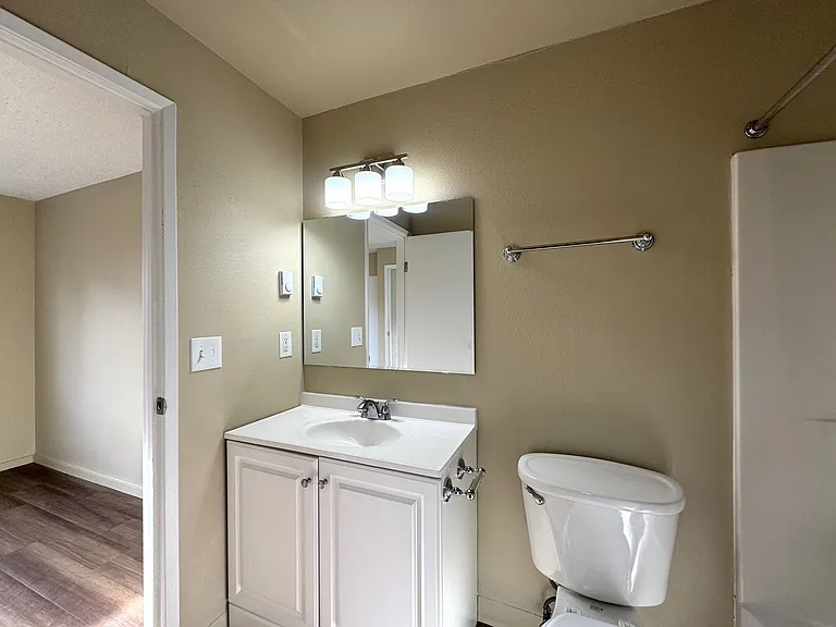 Casa Mia Apartments# — Photo 9