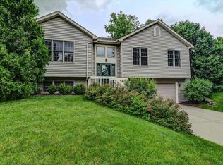 2528 Ryeland St, Fitchburg, WI 53711