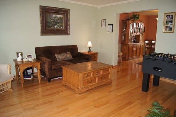 1st image of 2736 Leonard Ln