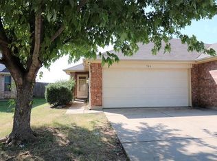 546 Mast Ct, Crowley, TX 76036