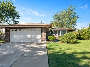 19816 Lakewood Ave, Lynwood, IL