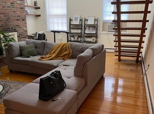 429 S 8th St SIDE 3F, Philadelphia, PA 19147