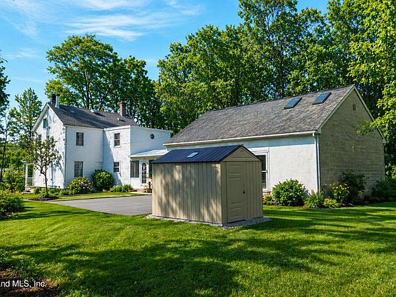 5th image of 1566 Arthur Kill Rd