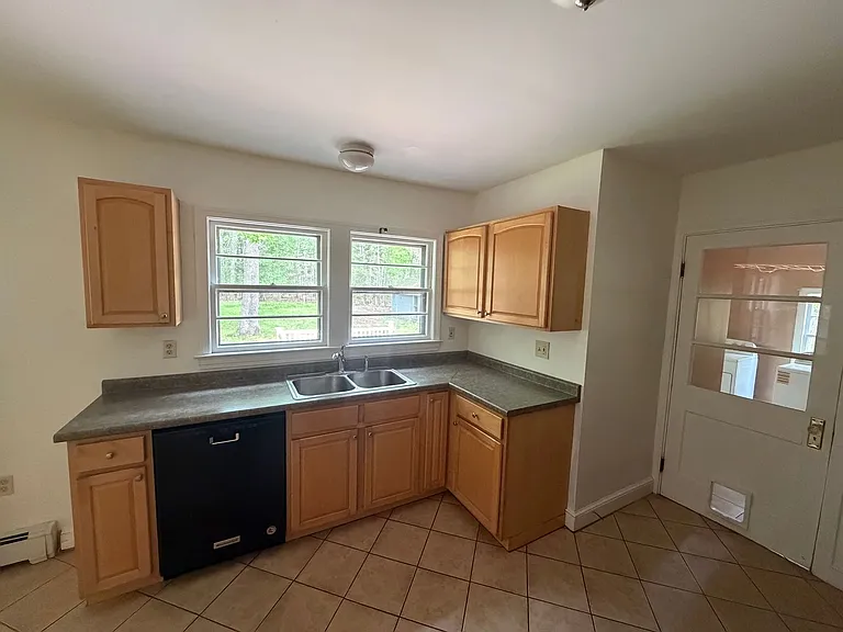 87 Mast Rd — Photo 14