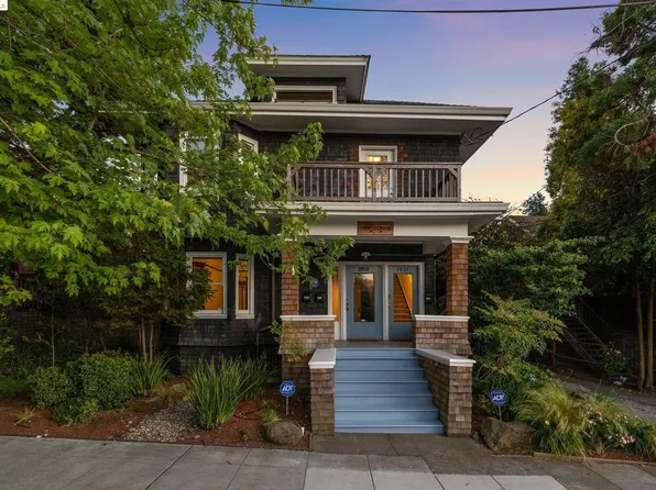 2832 Derby St, Berkeley, CA 94705