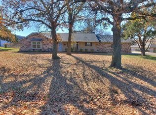 312 Atchley Dr, Edmond, OK 73034