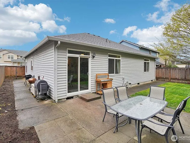 9409 NE 41st Ave — Photo 22