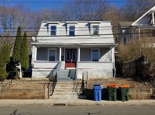 194 Crown St #196, Meriden, CT 06450