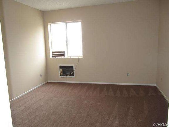 5th image of 18307 Burbank Blvd Unit 203