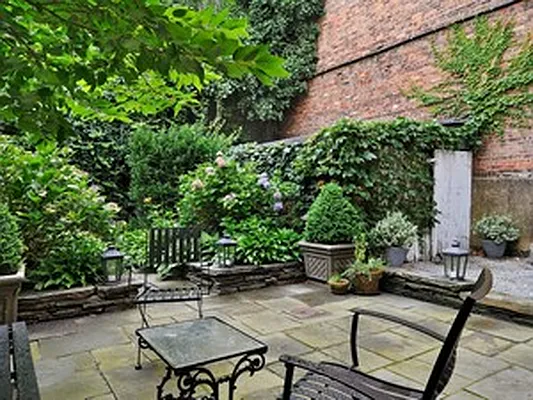 Sold by Corcoran | media 36