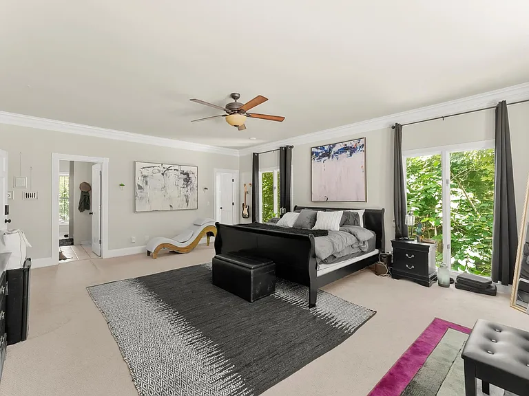5785 Northside Dr — Photo 18