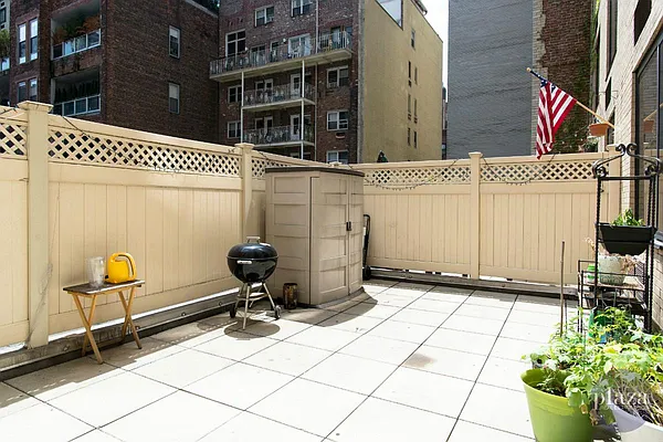 Sold by Plaza Real Estate Group | media 18