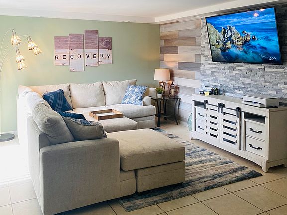 3rd image of 2148 White Pine Circle #D