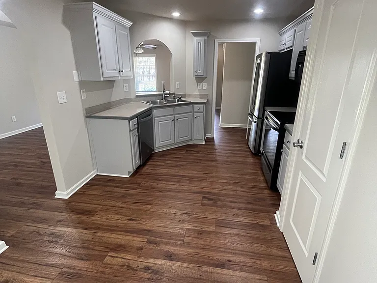 212 Rainbow Ln — Photo 7