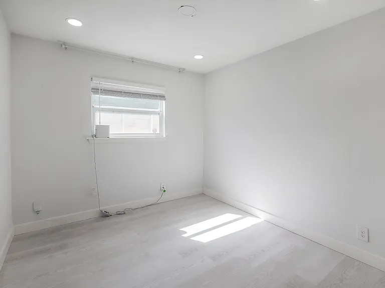 8505 Spearman Dr — Photo 12