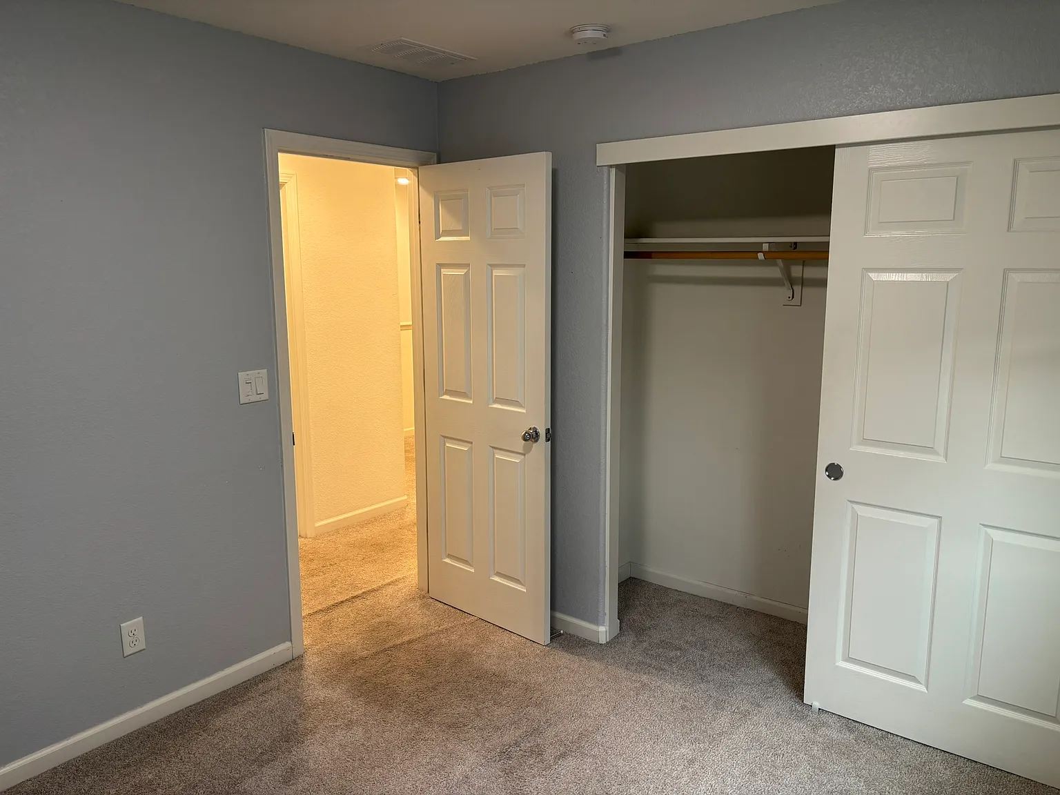 4 bed, 1713 sqft, $900 — Photo 4
