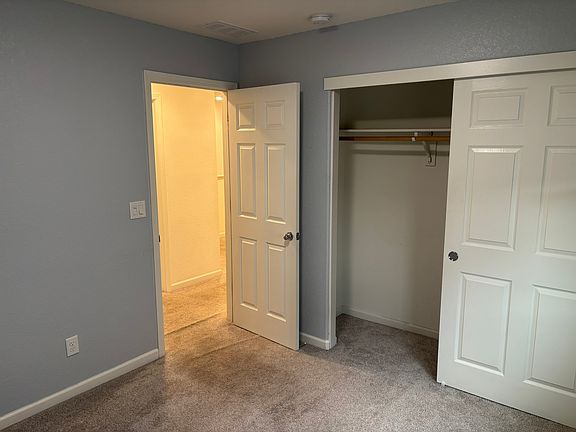 4th image of 10851 Arrington Dr