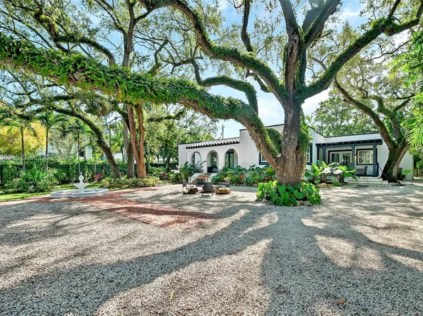 1702 Espanola Dr, Miami, FL 33133