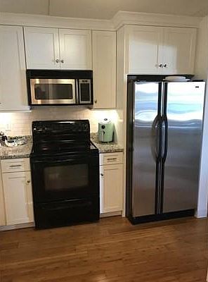 5th image of 200 Cove Way Unit 508