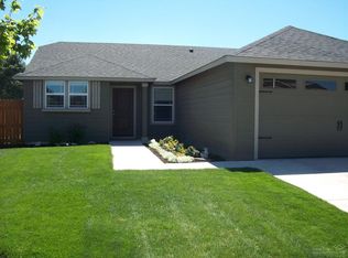 3156 SW Evergreen Ave, Redmond, OR 97756