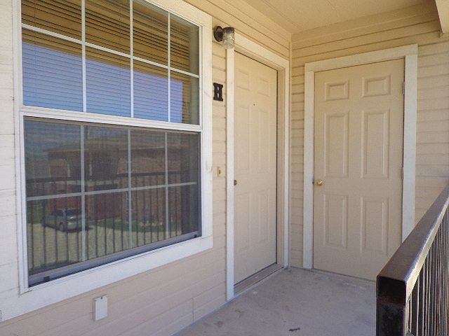 1st image of 506 E Beeline Ln APT H