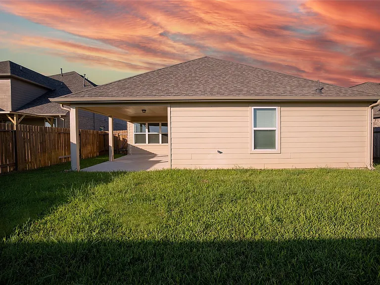 3427 Avary River Ln — Photo 18