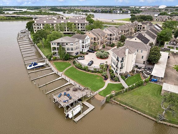 2nd image of 18725 Egret Oaks Lane