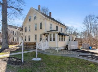 17-19 E Main St, Merrimac, MA 01860
