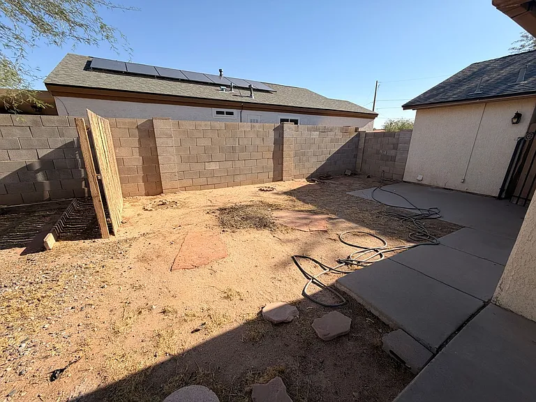 1041 S Matilda St — Photo 19