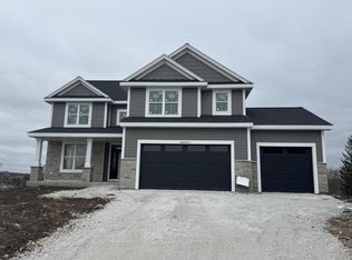 N56W20719 Muirfield DRIVE, Menomonee Falls, WI