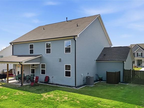 3rd image of 59 Andalusa Ct