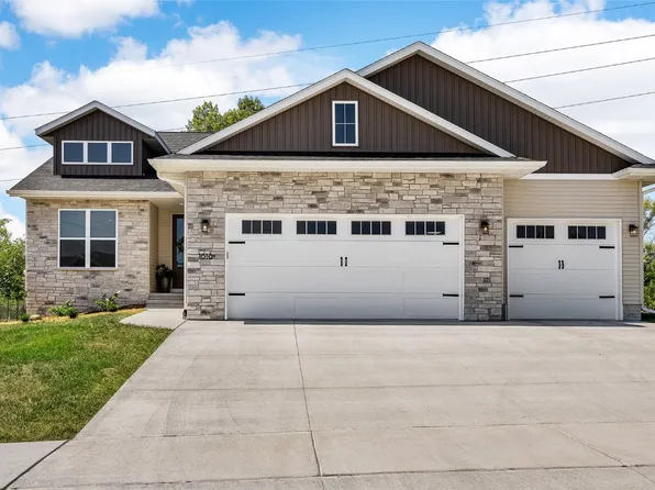1618 Bobcat Dr NW, Cedar Rapids, IA 52405