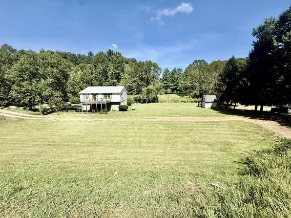 33 Charlies Ln, South Shore, KY 41175