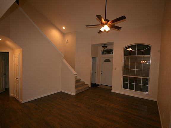 3rd image of 4501 Causeway Ct