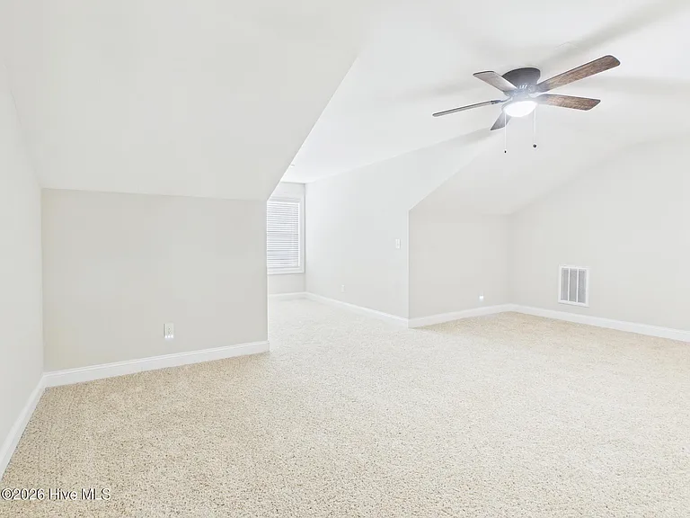 316 Pine Laurel Dr — Photo 34