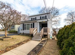 55 Clifden Ave, Cranston, RI 02905