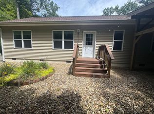 221 Indian Ridge Trl, Hendersonville, NC 28739