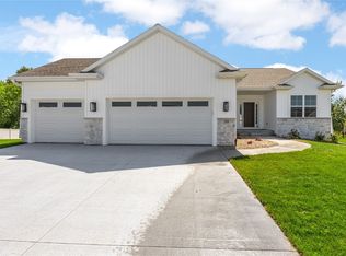 329 McCarran Ave NE, Cedar Rapids, IA 52402