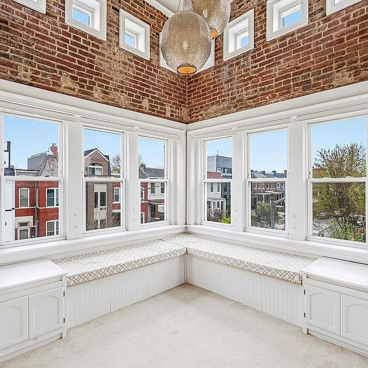 1st image of 3600 10th St NW #B