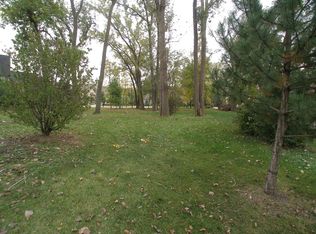 2127 Tuscany Ct, Glenview, IL 60025